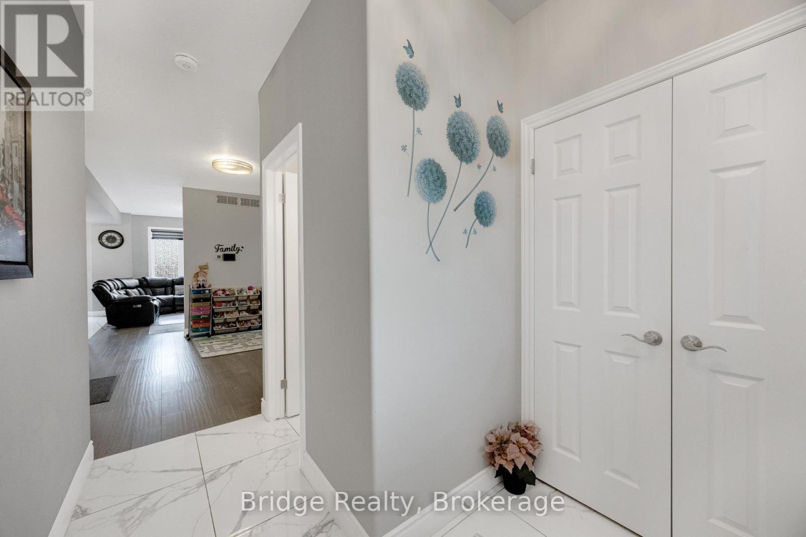 2832 Doyle Drive, London South, Ontario  N6M 0G7 - Photo 6 - X13466674