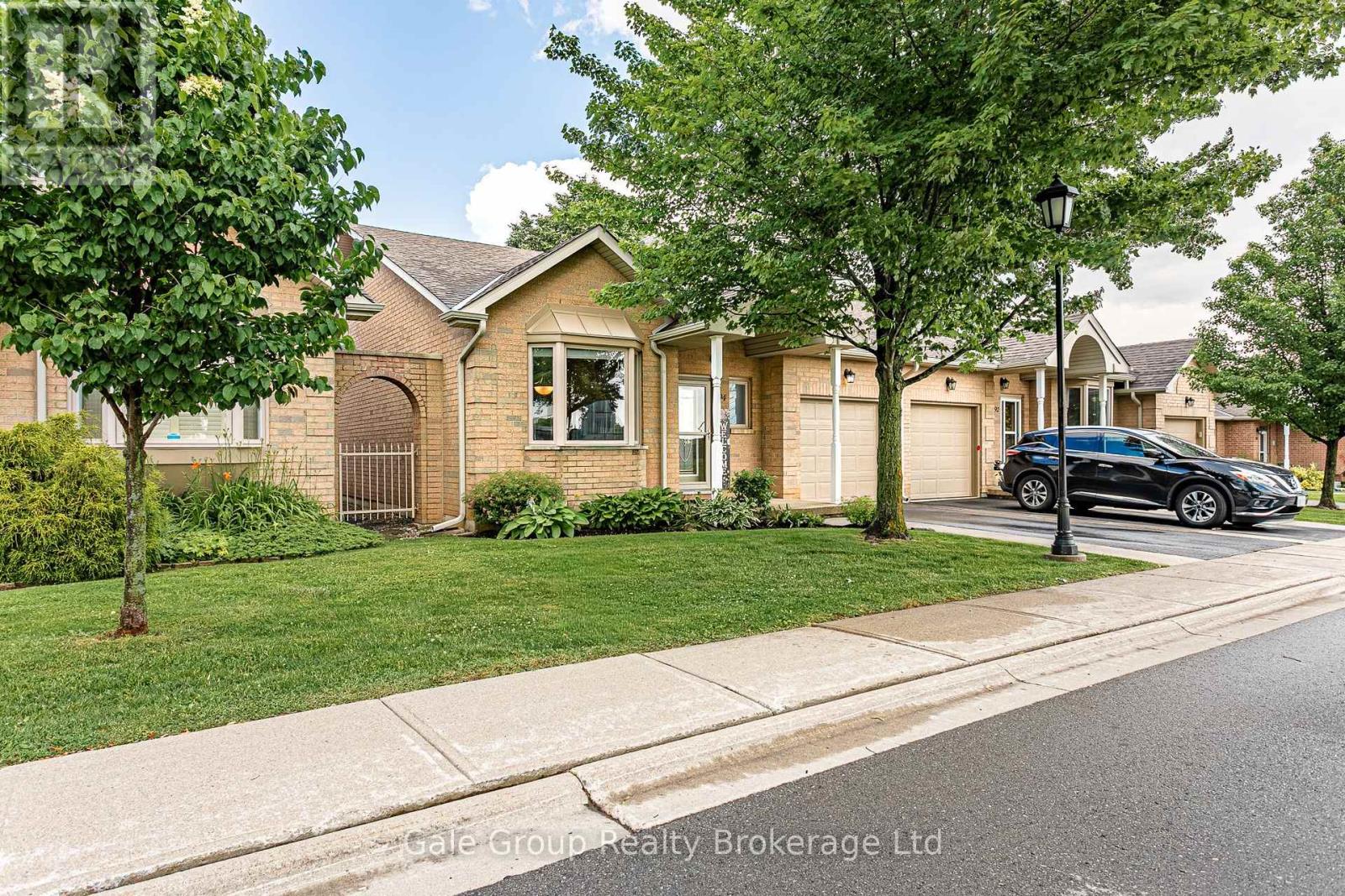 94 Greentrail Drive, Hamilton, Ontario  L0R 1W0 - Photo 3 - X13466968
