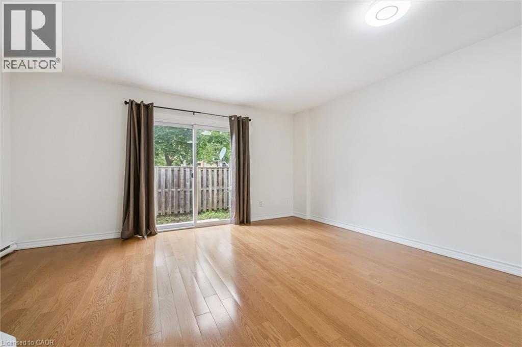 178 Westcourt Place, Waterloo, Ontario  N2L 2R7 - Photo 10 - 40841235