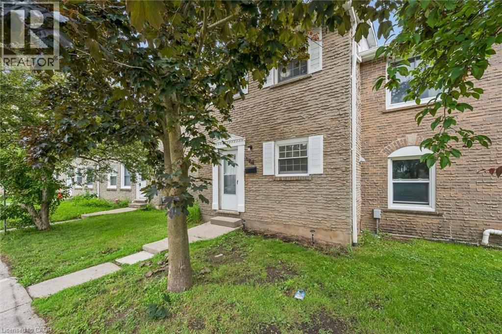 178 Westcourt Place, Waterloo, Ontario  N2L 2R7 - Photo 3 - 40841235
