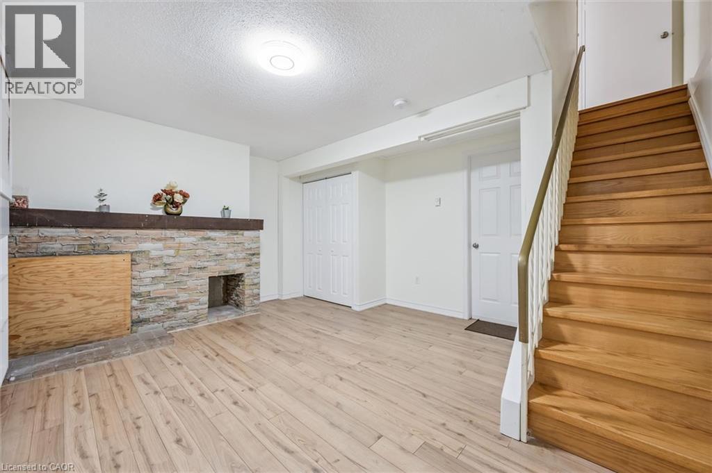 178 Westcourt Place, Waterloo, Ontario  N2L 2R7 - Photo 30 - 40841235