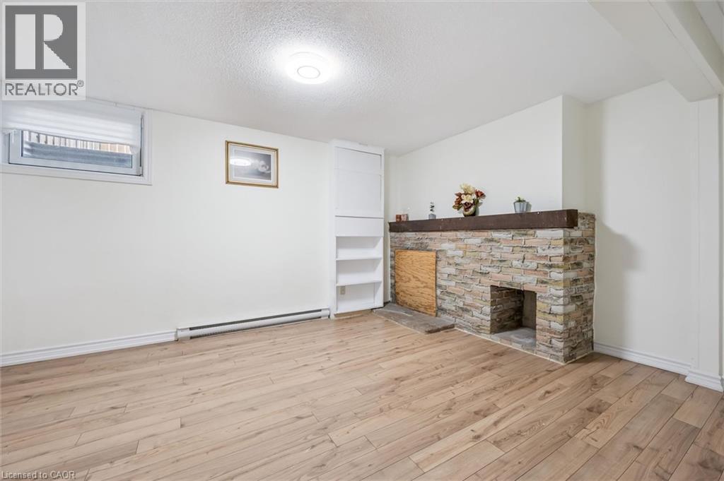 178 Westcourt Place, Waterloo, Ontario  N2L 2R7 - Photo 32 - 40841235
