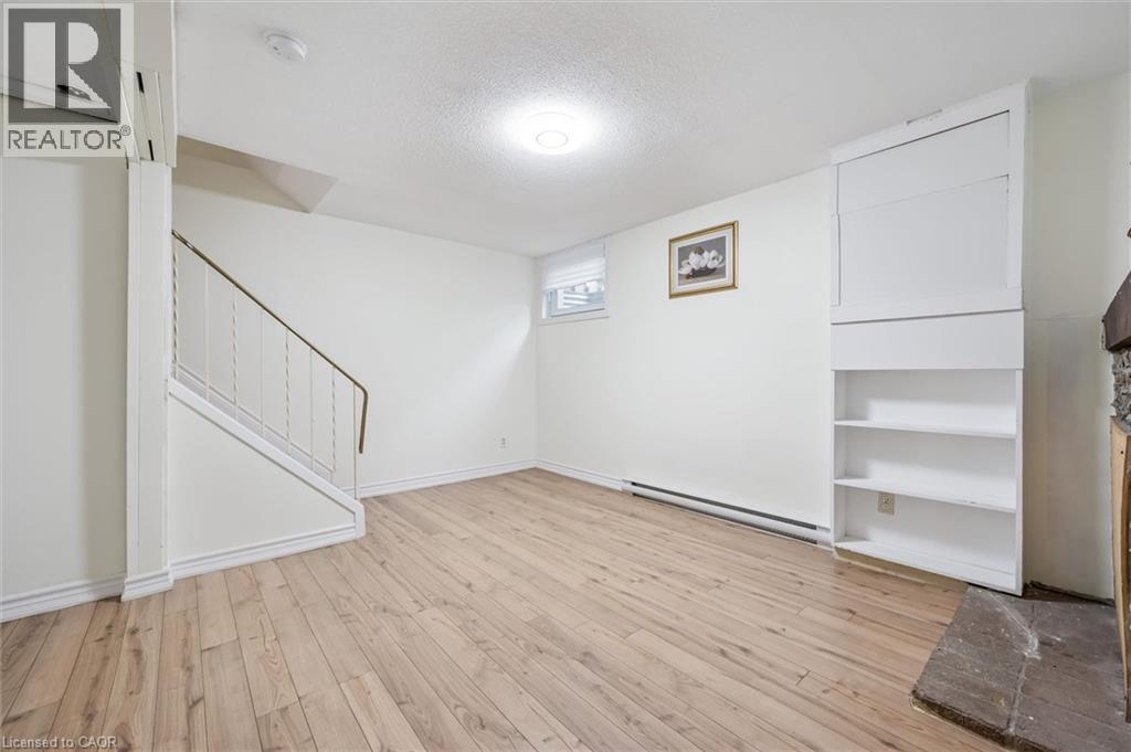 178 Westcourt Place, Waterloo, Ontario  N2L 2R7 - Photo 33 - 40841235