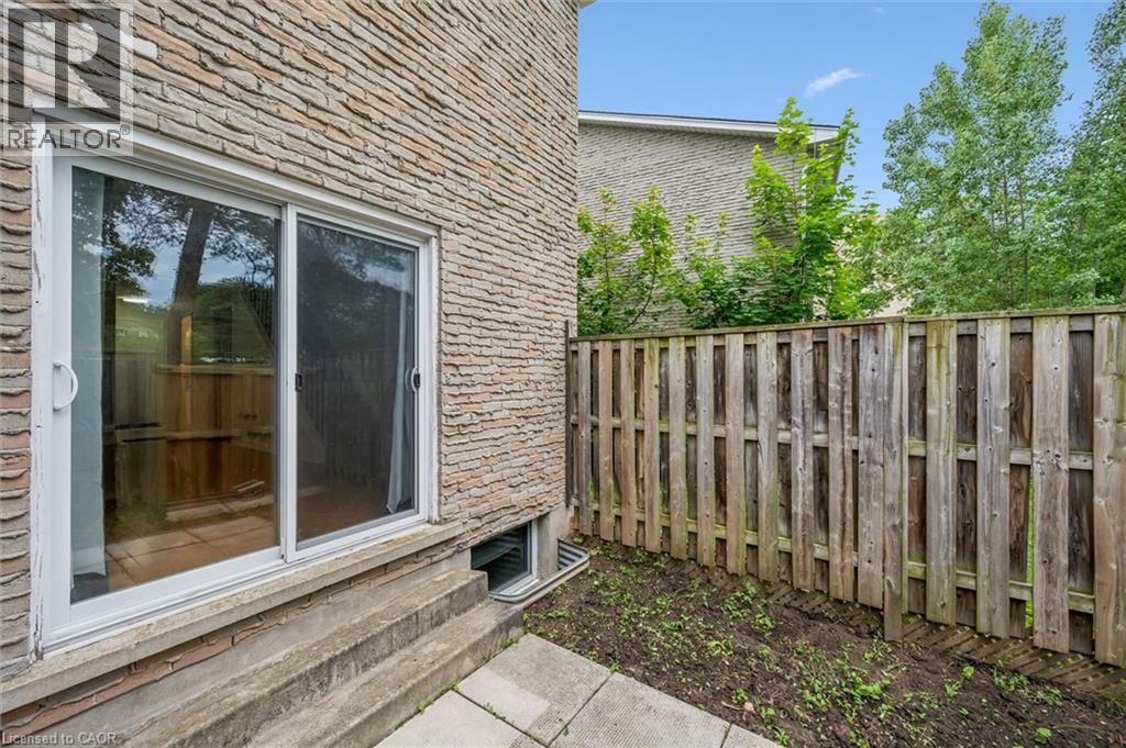 178 Westcourt Place, Waterloo, Ontario  N2L 2R7 - Photo 39 - 40841235