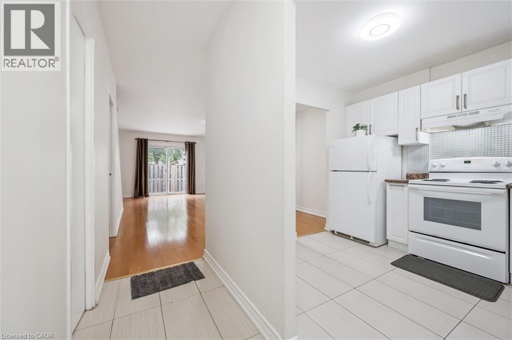 178 Westcourt Place, Waterloo, Ontario  N2L 2R7 - Photo 7 - 40841235