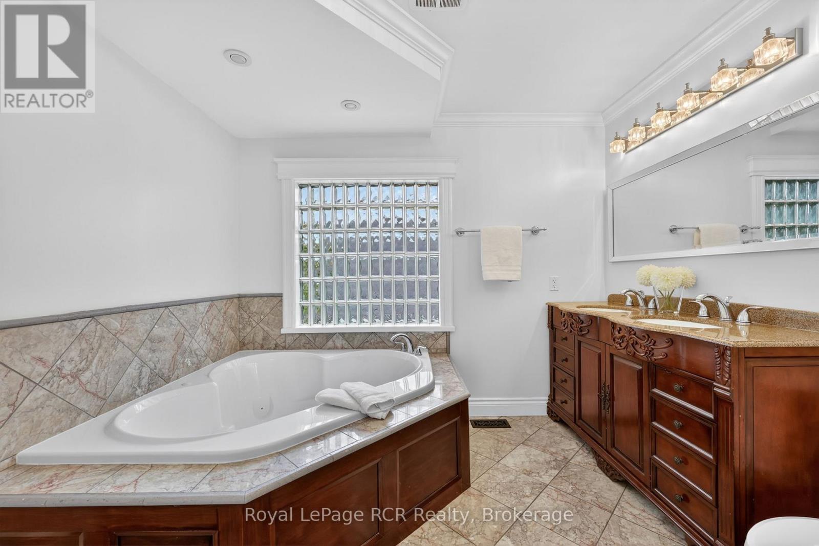 53 Broadview Street, Collingwood, Ontario  L9Y 0X2 - Photo 38 - S13466846