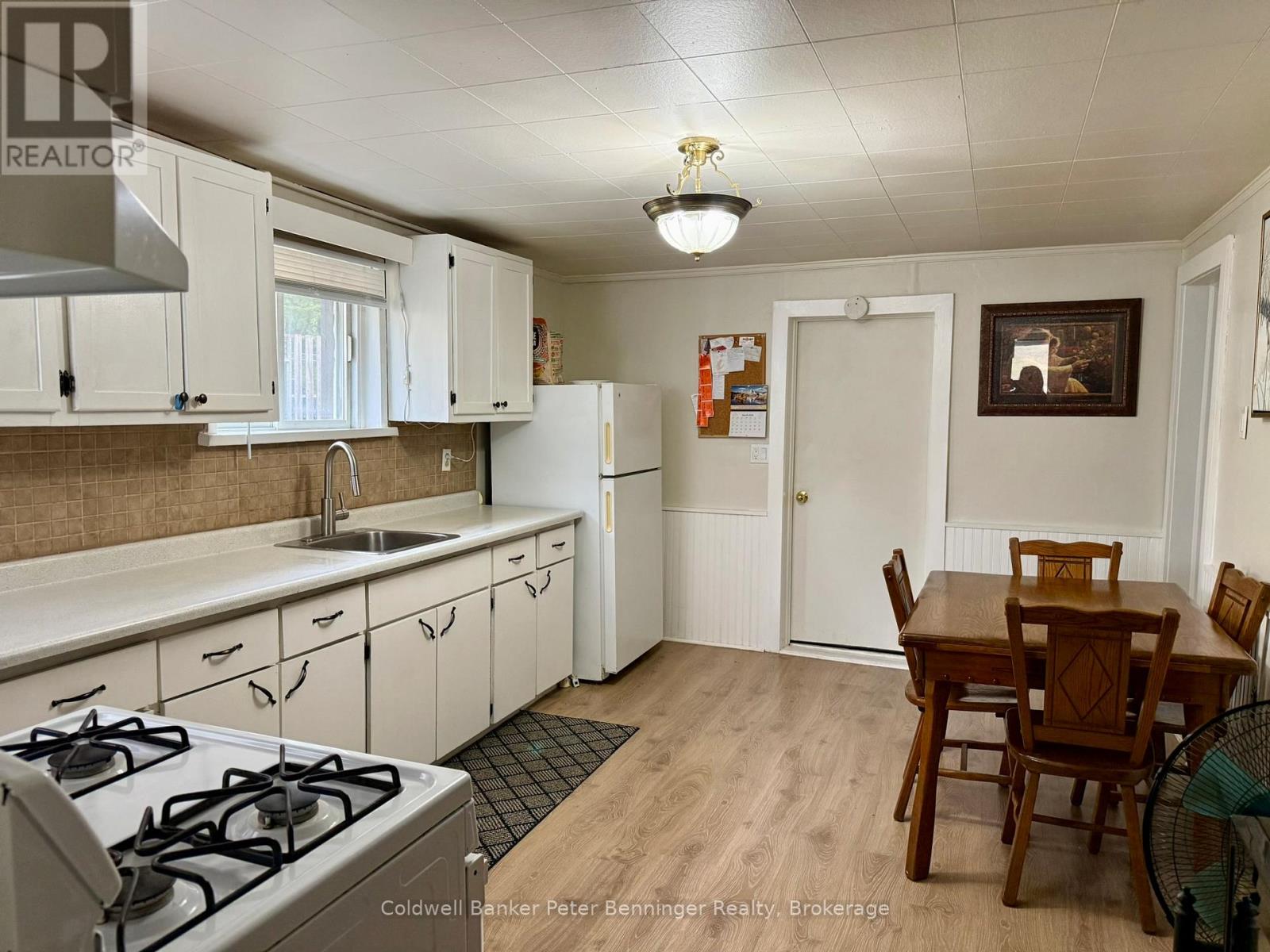 22 Mcgivern Street W, Brockton, Ontario  N0G 2V0 - Photo 14 - X13466640