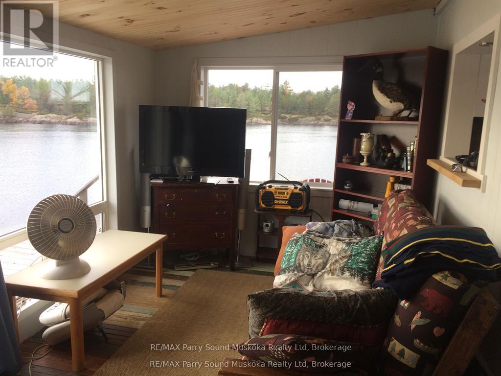 0 Pickerel River, Parry Sound Remote Area, Ontario  P0G 1J0 - Photo 12 - X13466812