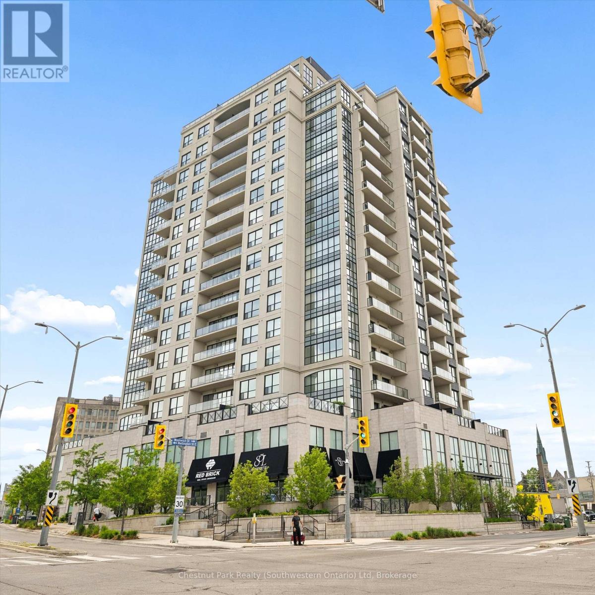 405 - 160 Macdonell Street, Guelph, Ontario  N1H 0A9 - Photo 2 - X13466960