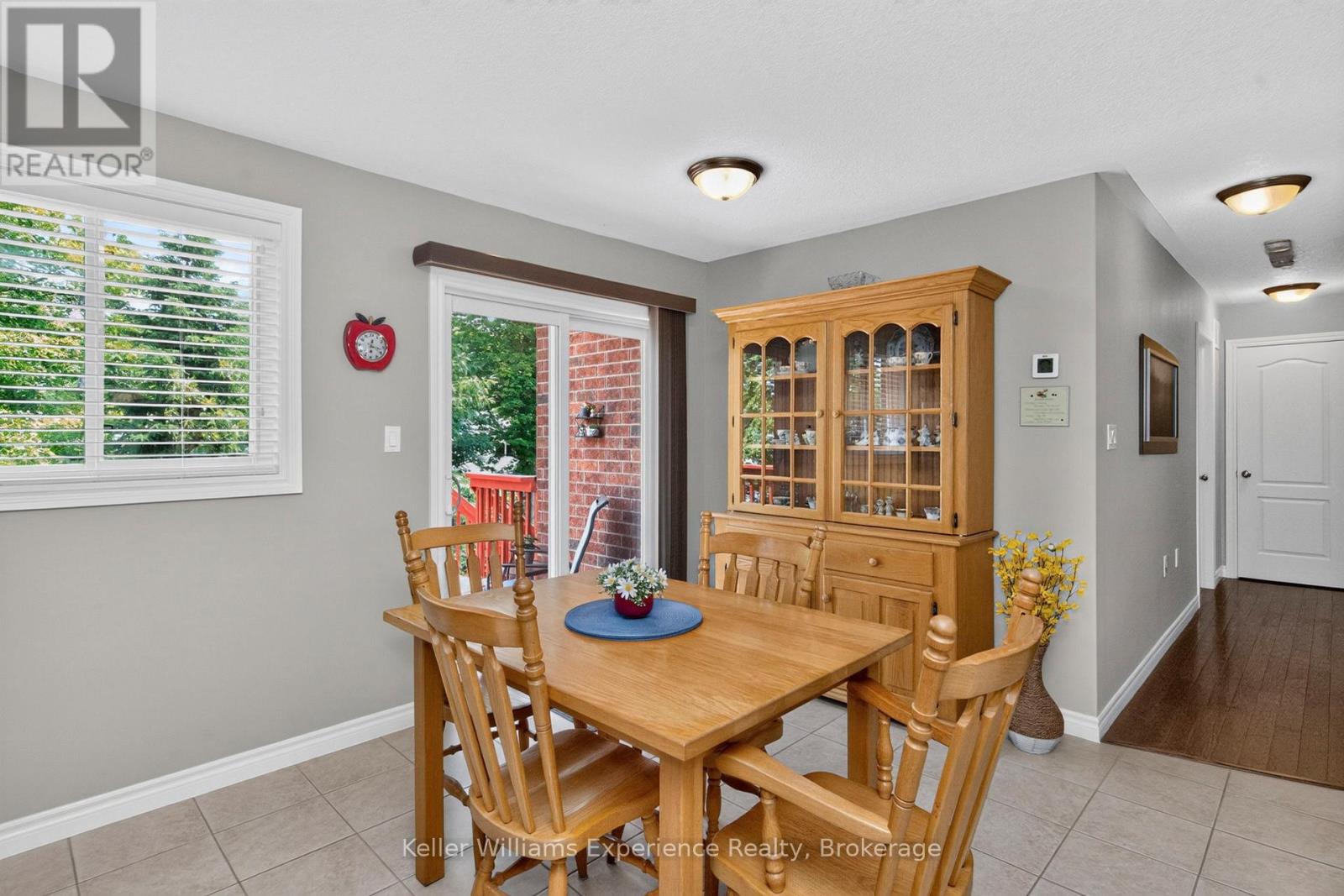 5 Sheppard Drive, Tay, Ontario  L0K 2A0 - Photo 12 - S13467006