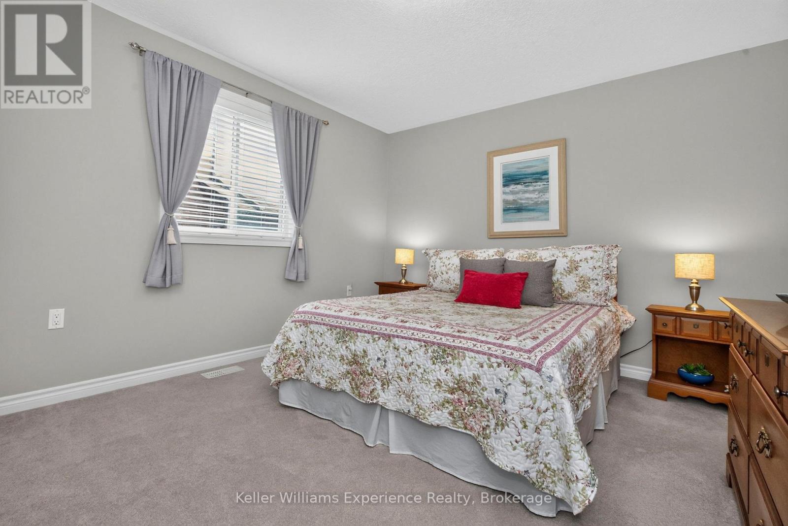 5 Sheppard Drive, Tay, Ontario  L0K 2A0 - Photo 16 - S13467006