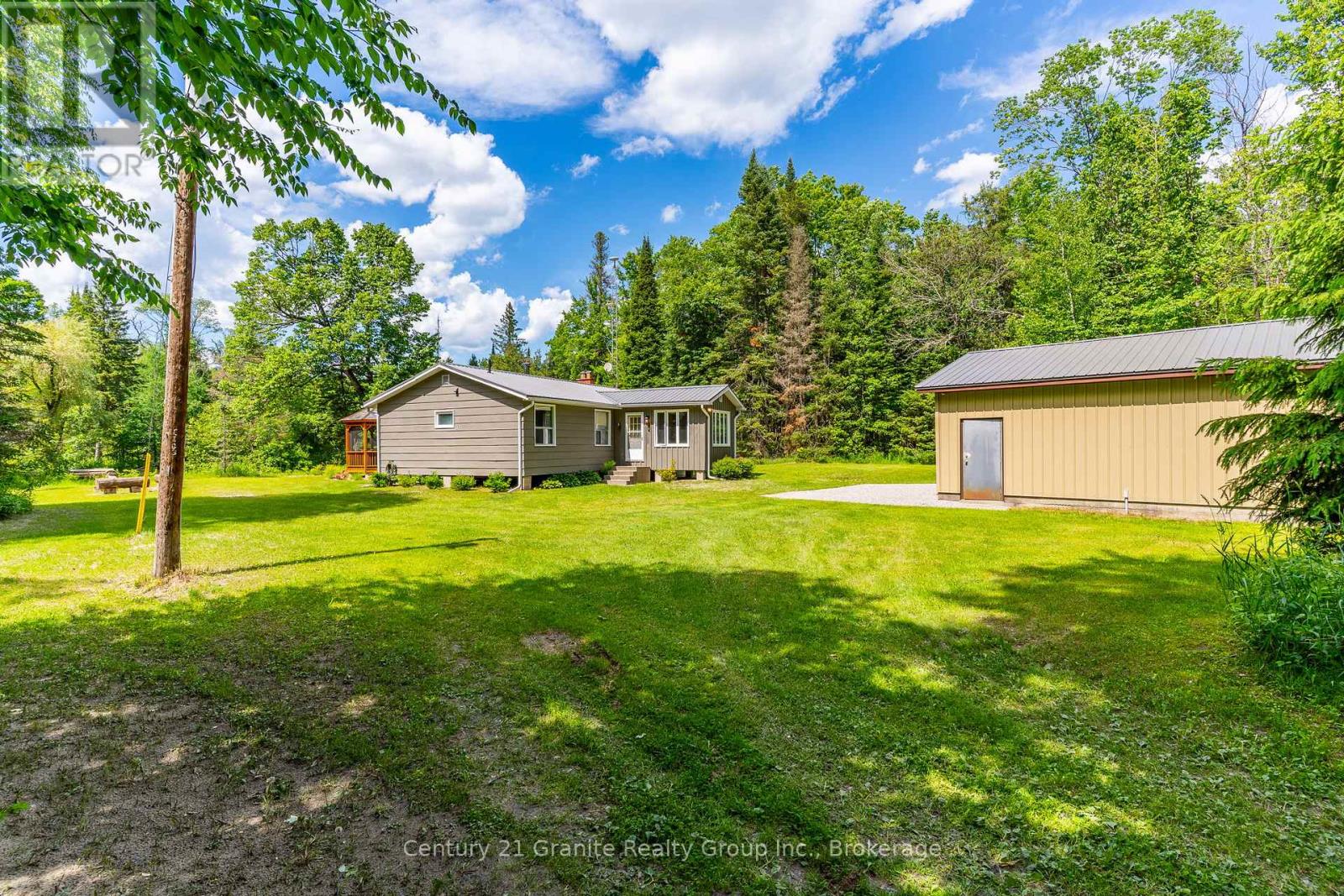 1075 Hobbits Lane, Minden Hills, Ontario  K0M 2A1 - Photo 3 - X13467040