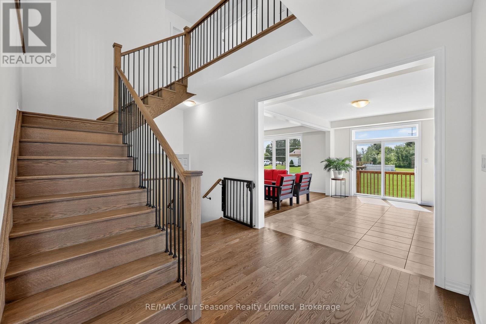 203 Coates Drive, Clearview, Ontario  L0M 1S0 - Photo 12 - S13467204