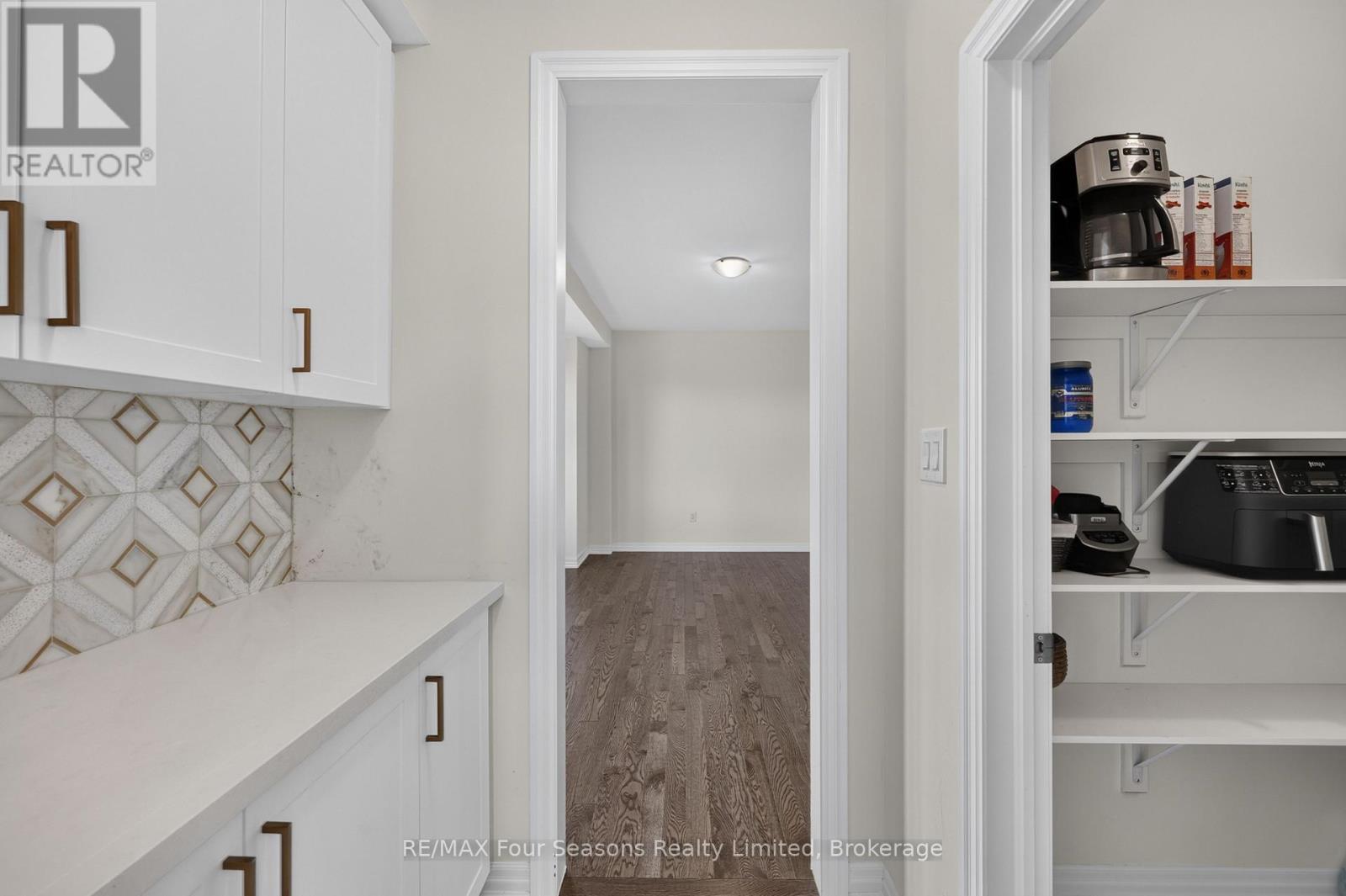 203 Coates Drive, Clearview, Ontario  L0M 1S0 - Photo 17 - S13467204