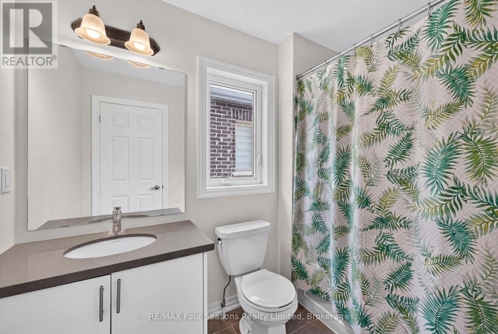 203 Coates Drive, Clearview, Ontario  L0M 1S0 - Photo 36 - S13467204