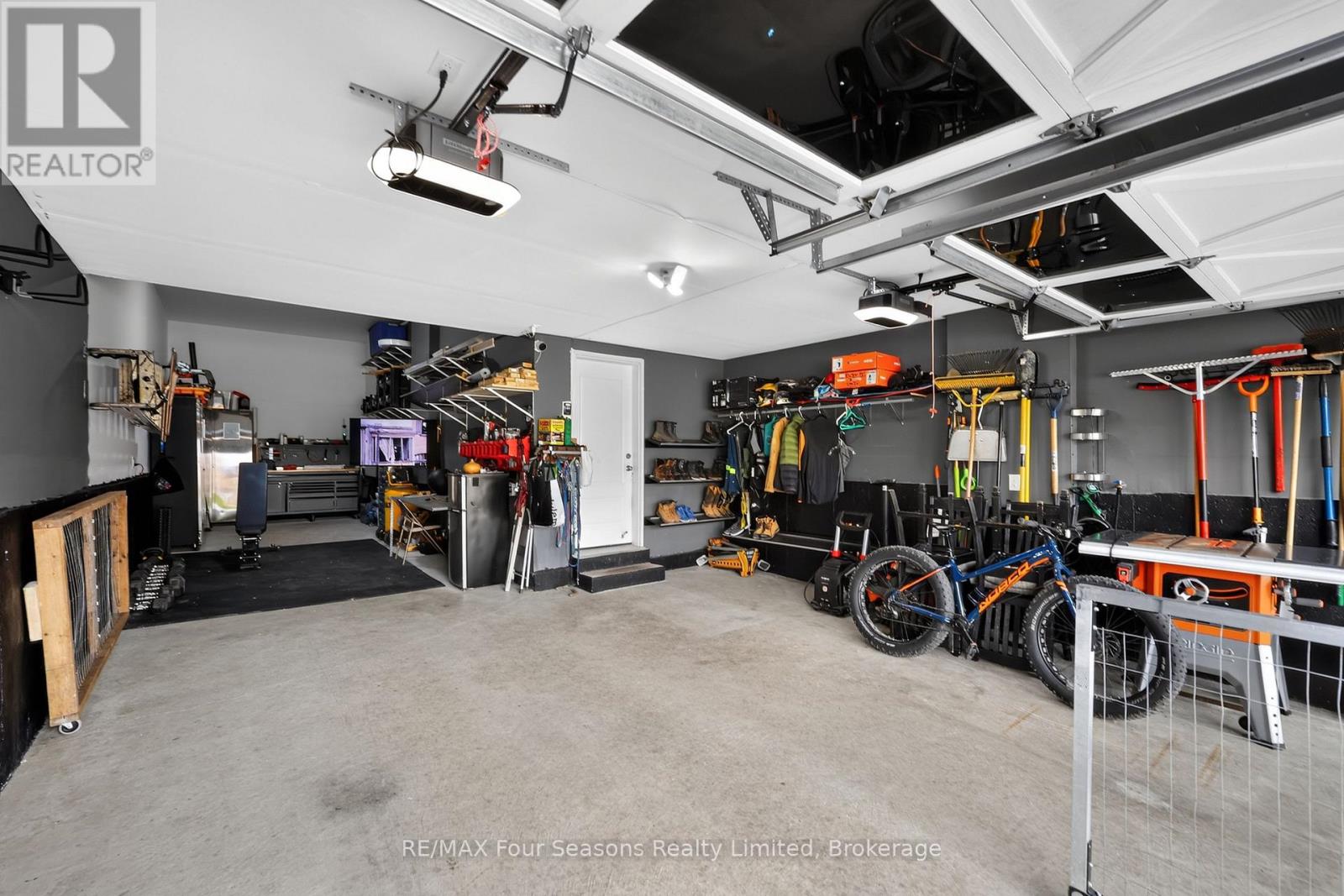 203 Coates Drive, Clearview, Ontario  L0M 1S0 - Photo 40 - S13467204