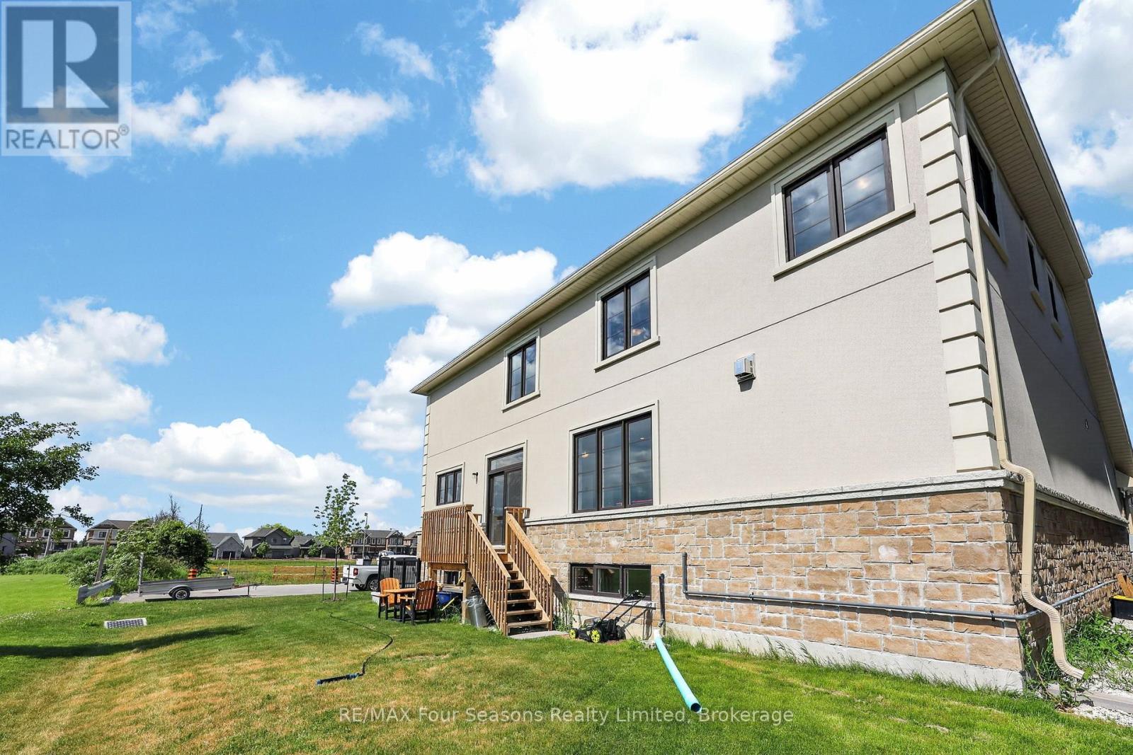203 Coates Drive, Clearview, Ontario  L0M 1S0 - Photo 42 - S13467204