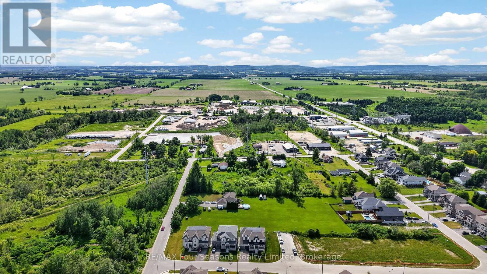 203 Coates Drive, Clearview, Ontario  L0M 1S0 - Photo 47 - S13467204