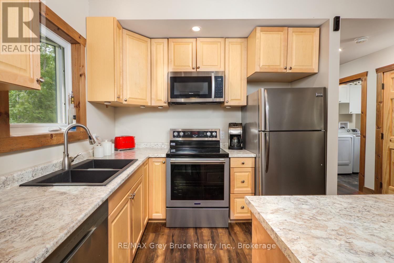 73 Maple Drive, Northern Bruce Peninsula, Ontario  N0H 1Z0 - Photo 10 - X13467326