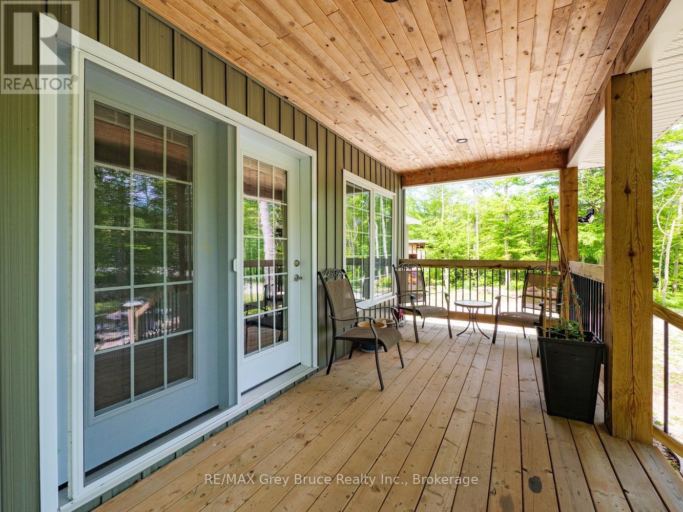 73 Maple Drive, Northern Bruce Peninsula, Ontario  N0H 1Z0 - Photo 4 - X13467326