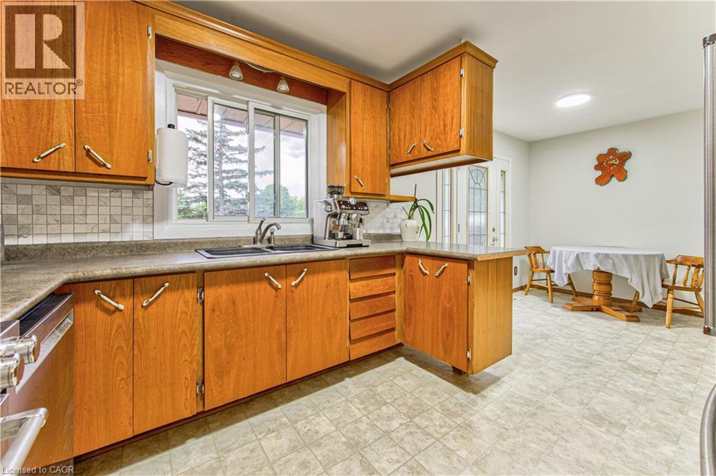 46 Elroy Road, Breslau, Ontario  N0B 1M0 - Photo 14 - 40841424