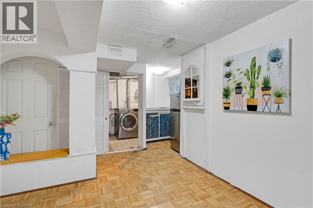 1180 Mississauga Valley Boulevard Unit# 4, Mississauga, Ontario  L5A 3M9 - Photo 23 - 40841260