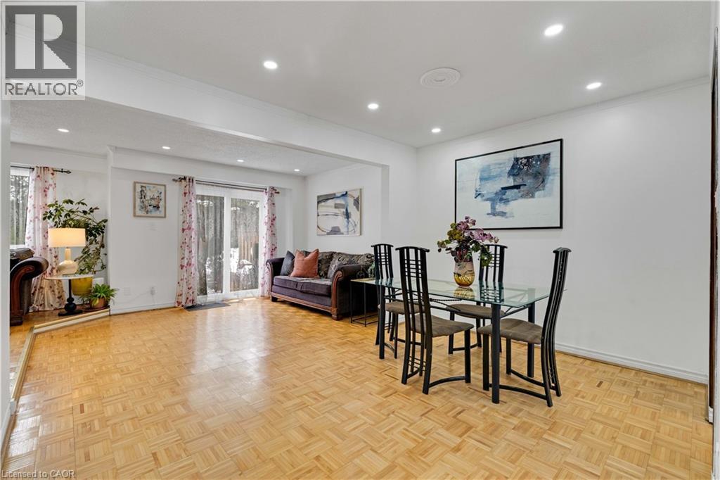1180 Mississauga Valley Boulevard Unit# 4, Mississauga, Ontario  L5A 3M9 - Photo 3 - 40841260