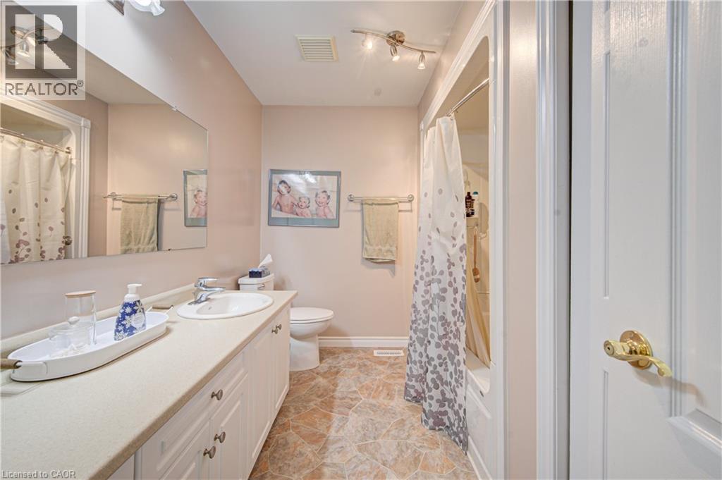 71 Beasley Crescent Unit# 1, Cambridge, Ontario  N1T 1P5 - Photo 34 - 40839636