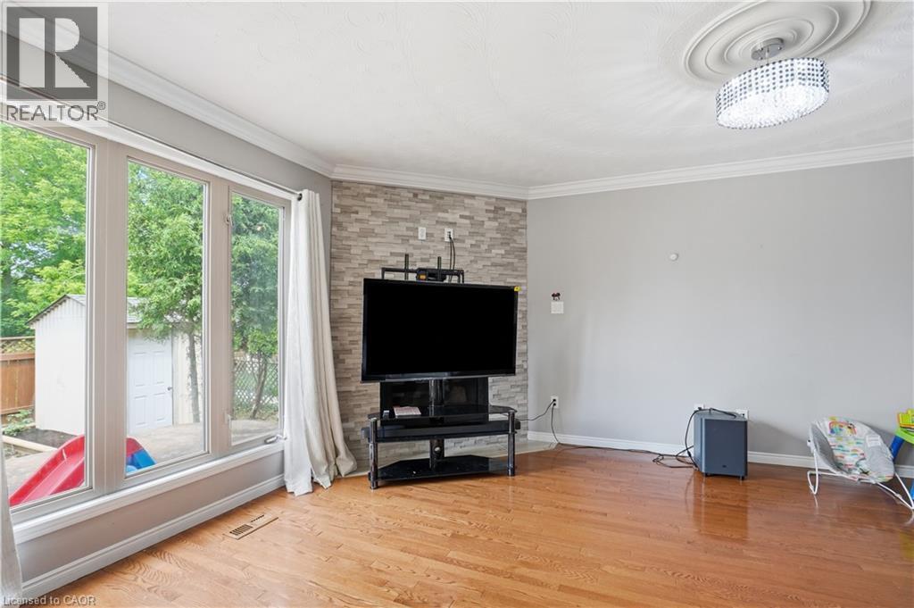 111 Aubrey Avenue, Stoney Creek, Ontario  L8J 2T2 - Photo 19 - 40840776
