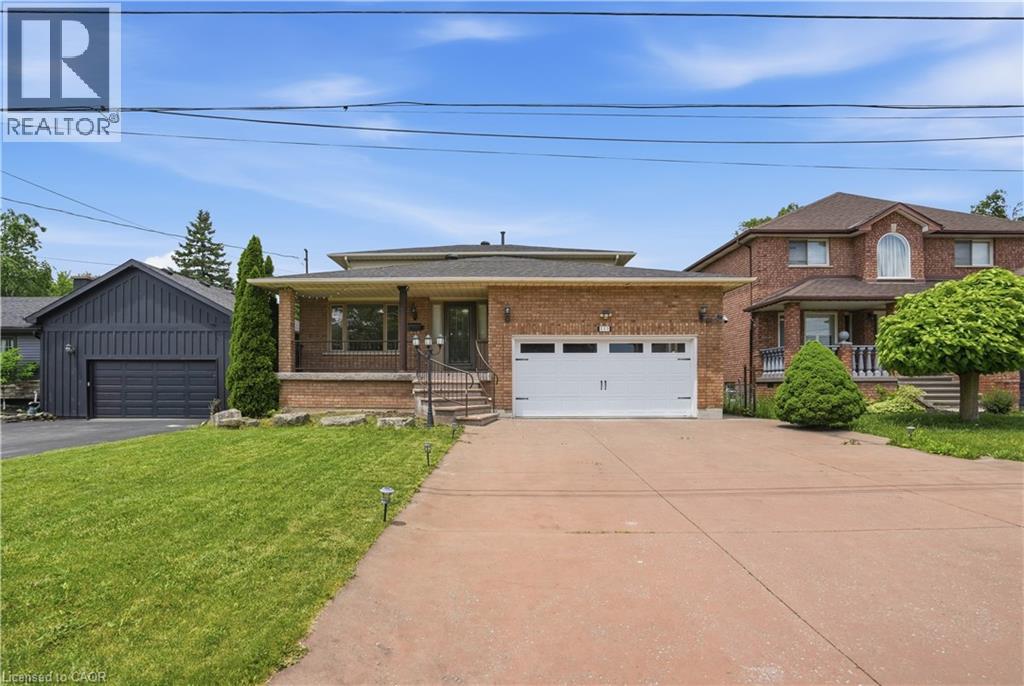 111 Aubrey Avenue, Stoney Creek, Ontario  L8J 2T2 - Photo 2 - 40840776