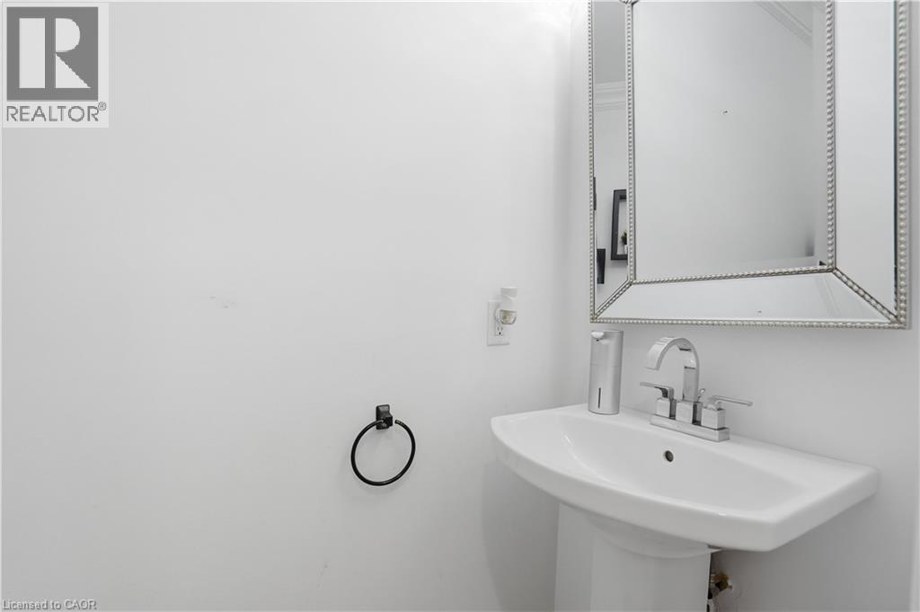 111 Aubrey Avenue, Stoney Creek, Ontario  L8J 2T2 - Photo 22 - 40840776