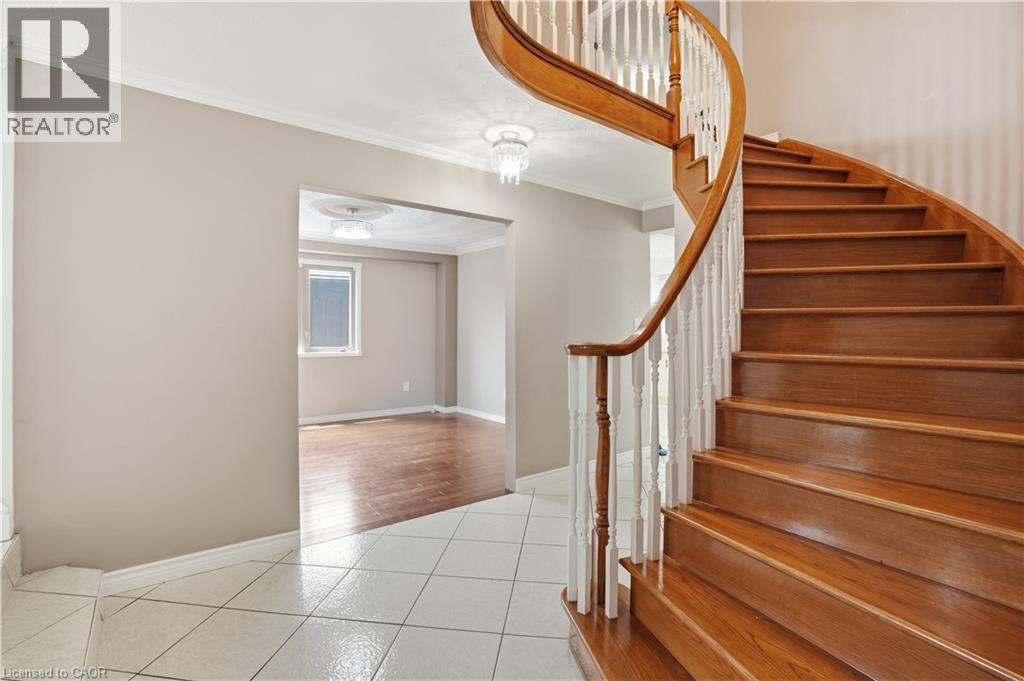 111 Aubrey Avenue, Stoney Creek, Ontario  L8J 2T2 - Photo 23 - 40840776