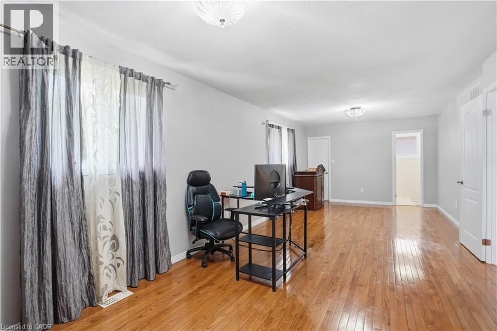 111 Aubrey Avenue, Stoney Creek, Ontario  L8J 2T2 - Photo 32 - 40840776