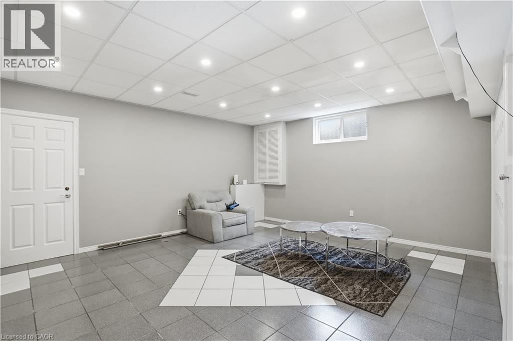 111 Aubrey Avenue, Stoney Creek, Ontario  L8J 2T2 - Photo 39 - 40840776