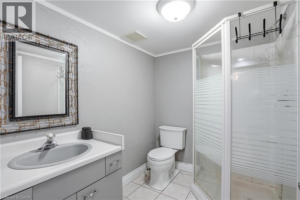 111 Aubrey Avenue, Stoney Creek, Ontario  L8J 2T2 - Photo 42 - 40840776