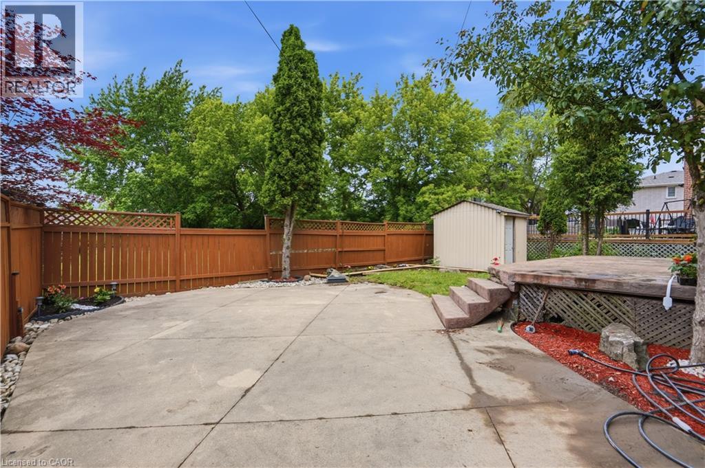 111 Aubrey Avenue, Stoney Creek, Ontario  L8J 2T2 - Photo 45 - 40840776