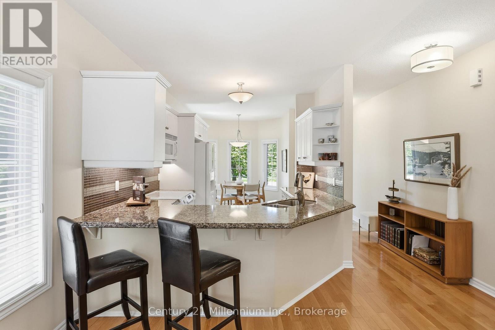 18 Thomas Drive, Collingwood, Ontario  L9Y 0A6 - Photo 13 - S13467994