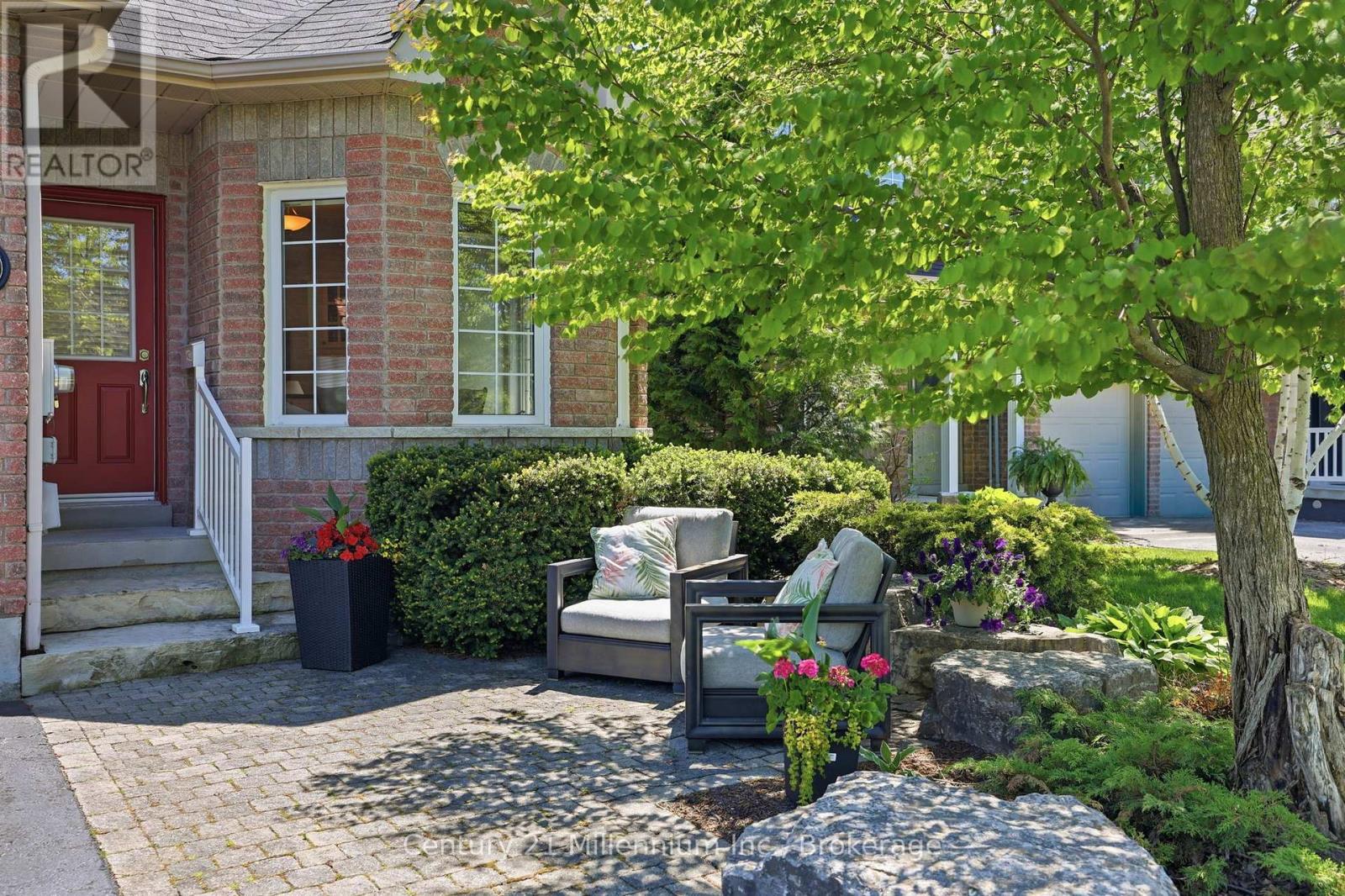 18 Thomas Drive, Collingwood, Ontario  L9Y 0A6 - Photo 4 - S13467994