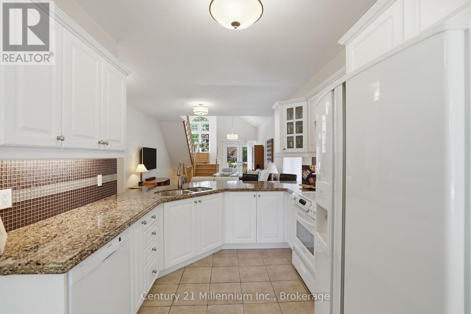 18 Thomas Drive, Collingwood, Ontario  L9Y 0A6 - Photo 9 - S13467994