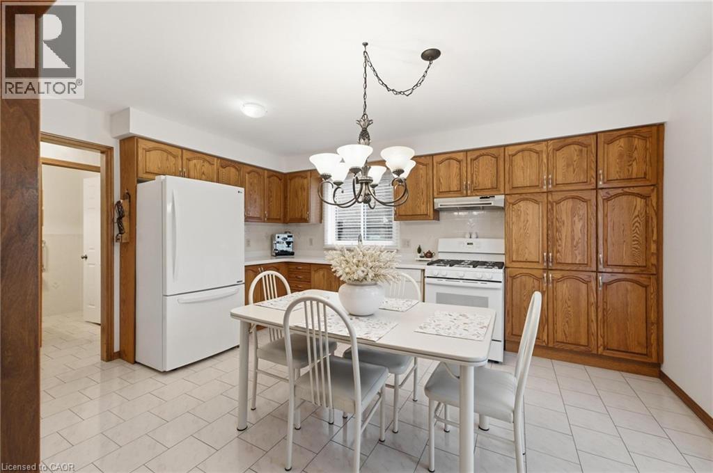11 Gabriele Court, Hamilton, Ontario  L8G 5C4 - Photo 15 - 40841457
