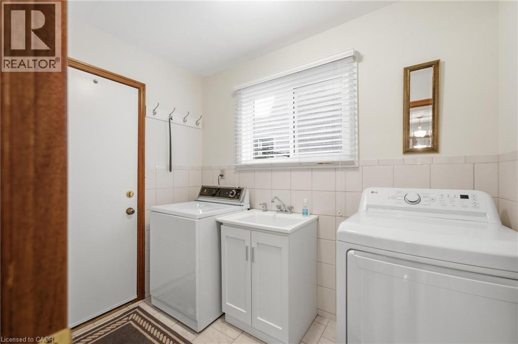 11 Gabriele Court, Hamilton, Ontario  L8G 5C4 - Photo 20 - 40841457