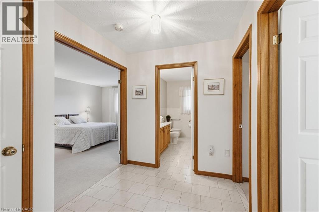11 Gabriele Court, Hamilton, Ontario  L8G 5C4 - Photo 21 - 40841457