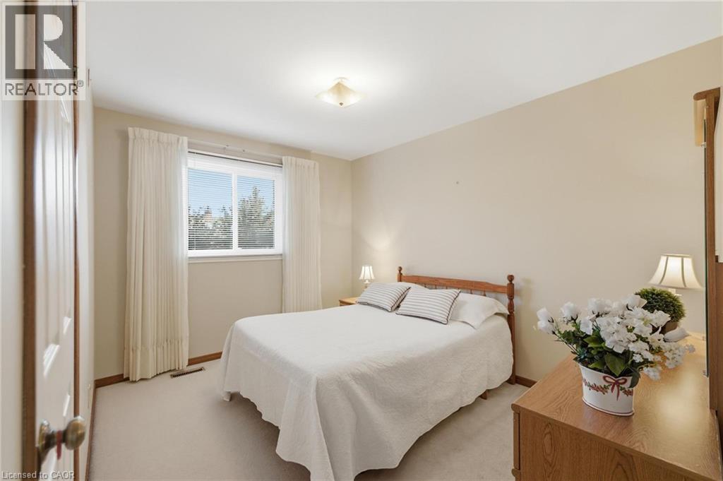 11 Gabriele Court, Hamilton, Ontario  L8G 5C4 - Photo 26 - 40841457