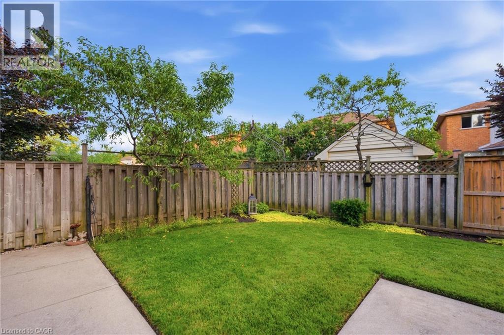11 Gabriele Court, Hamilton, Ontario  L8G 5C4 - Photo 35 - 40841457