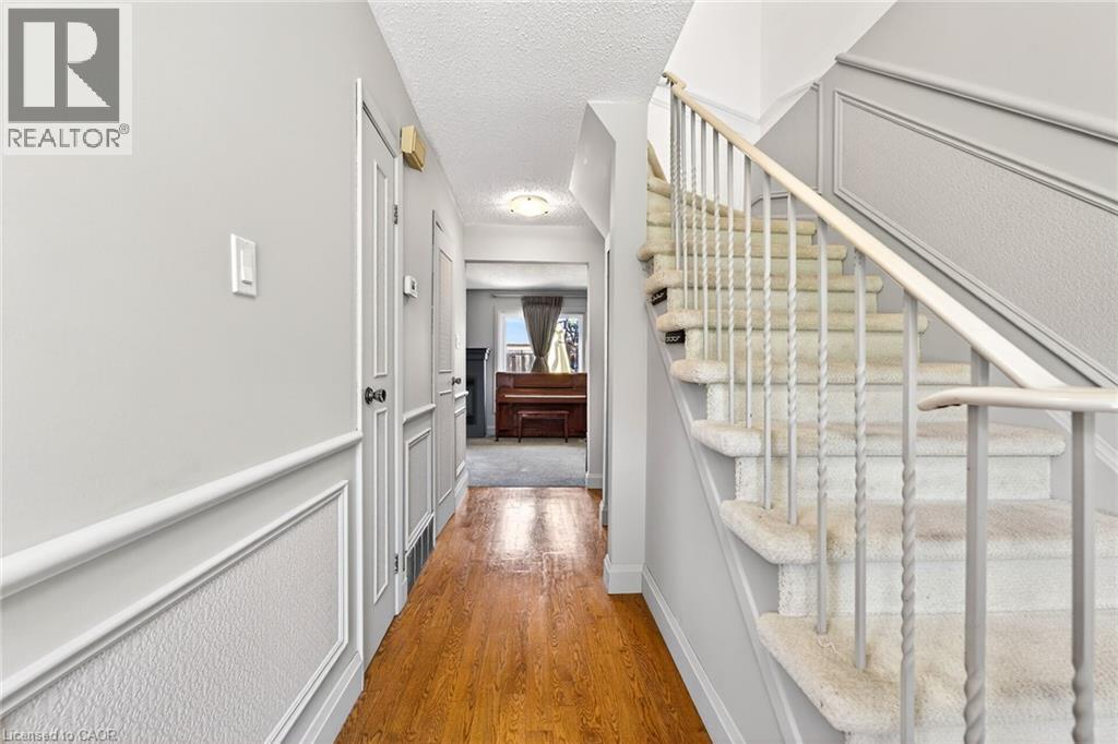 2252 Upper Middle Road Unit# 1, Burlington, Ontario  L7P 2Z9 - Photo 5 - 40840198