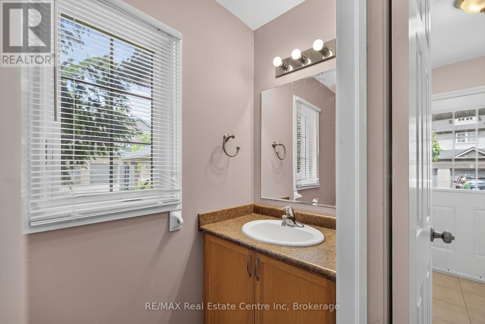37 - 30 Vaughan Street, Guelph, Ontario  N1G 0B6 - Photo 17 - X13468204
