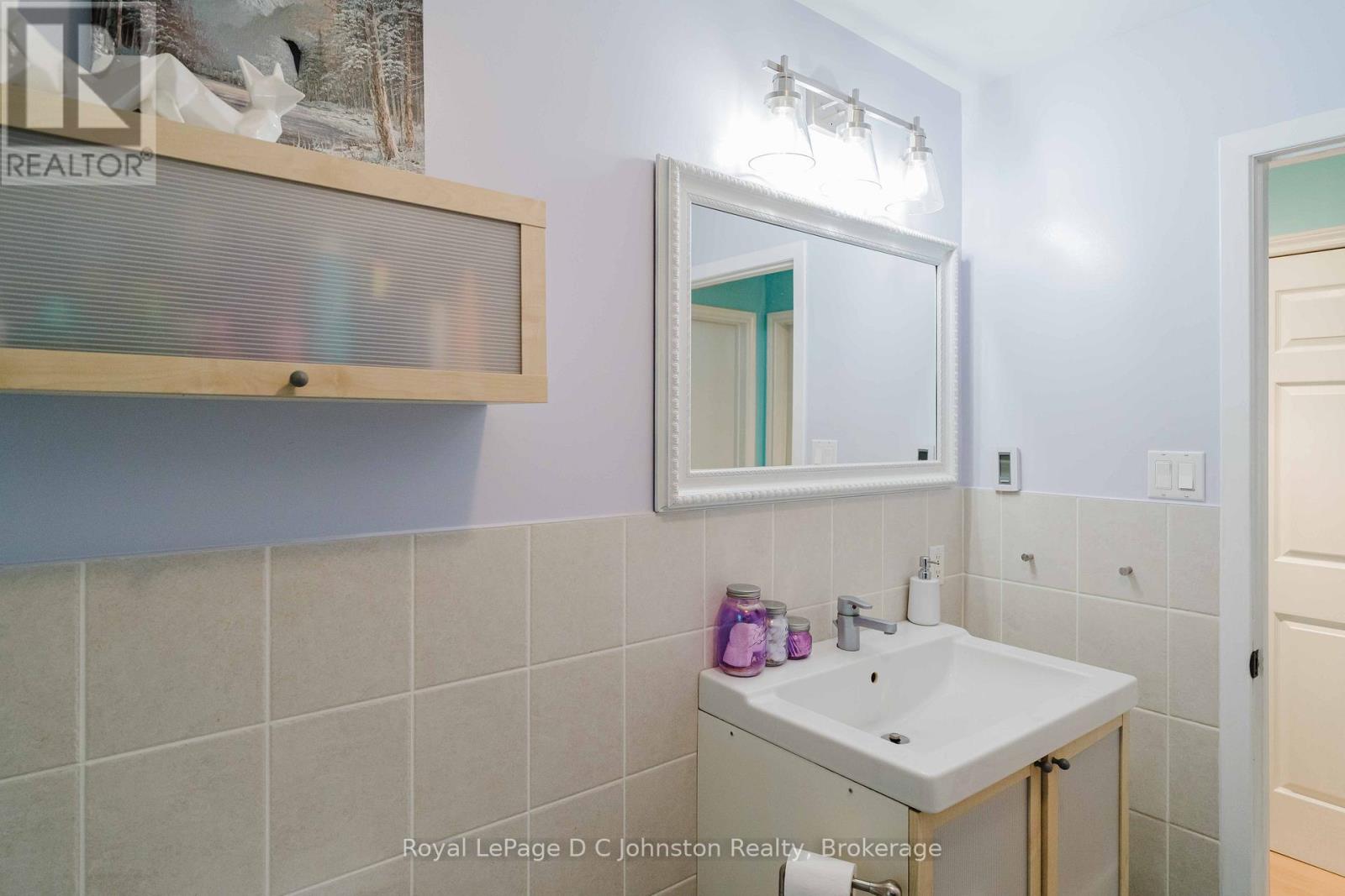 255 Rowe Street, Arran-Elderslie, Ontario  N0G 2N0 - Photo 12 - X13468246