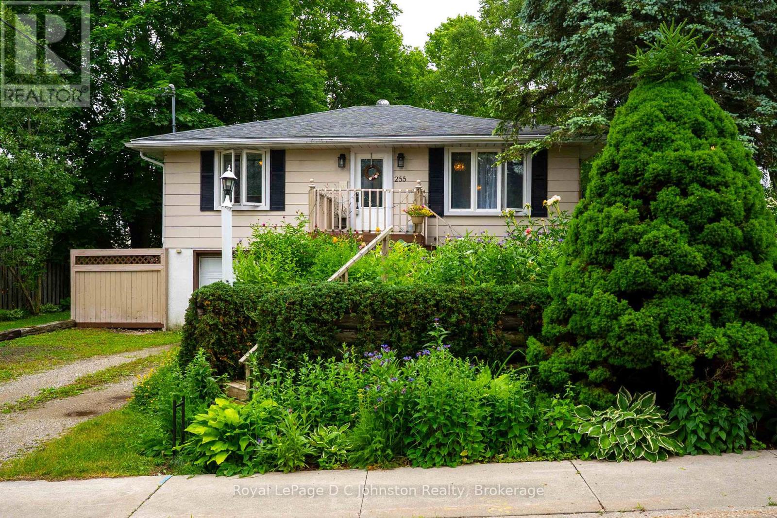 255 Rowe Street, Arran-Elderslie, Ontario  N0G 2N0 - Photo 3 - X13468246