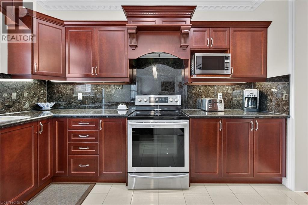 81 Morning Mist Drive, Hamilton, Ontario  L9B 0E6 - Photo 14 - 40841528