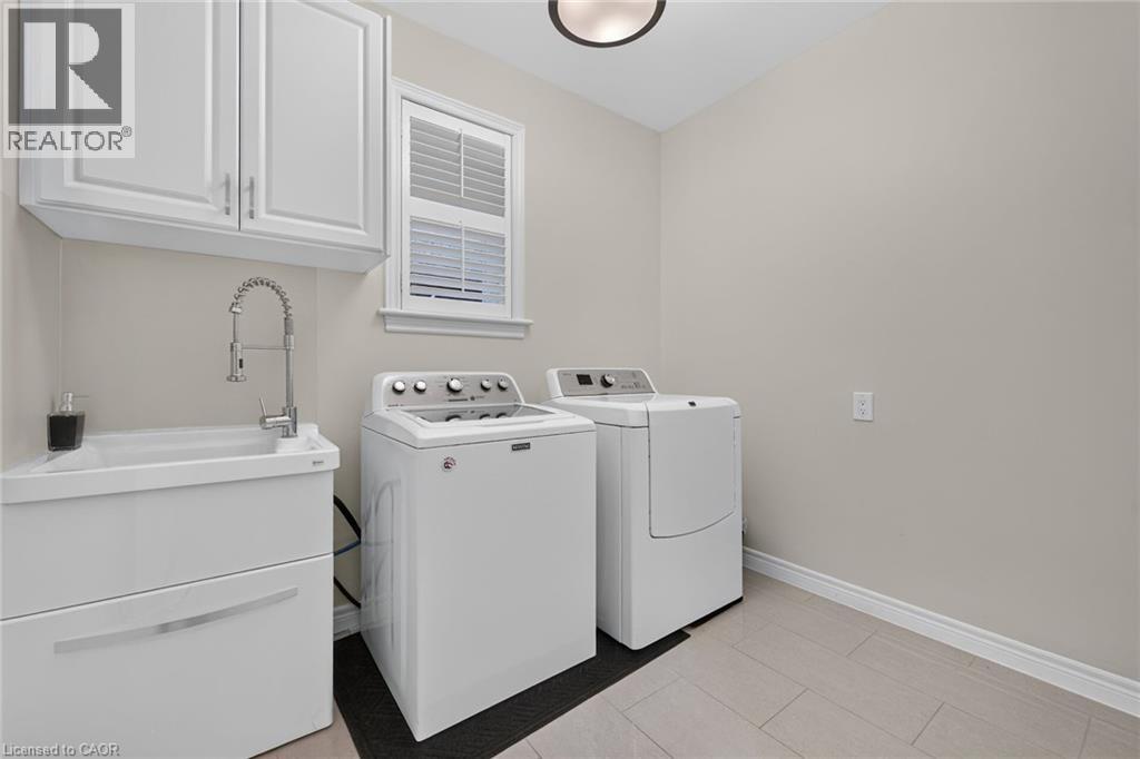 81 Morning Mist Drive, Hamilton, Ontario  L9B 0E6 - Photo 24 - 40841528